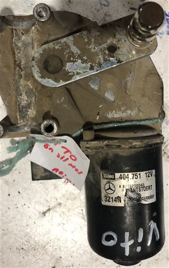 Mercedes Vito Ön Cam Silecek Motoru 6398200040