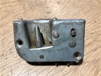 Mercedes W114 W115 Sol Arka Kapı Kilidi