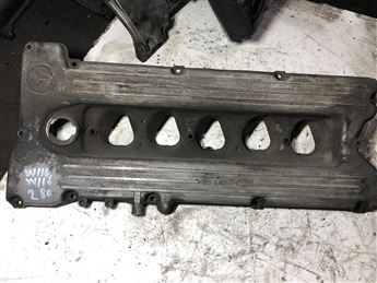 Mercedes W114-W116 (R1100160605) Külbütör Kapağı