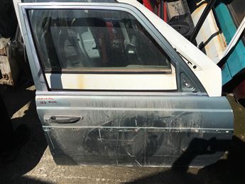 Mercedes (w123) 1975-1985 Çıkma Sağ Ön Kapı