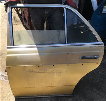 Mercedes (w123) 1975-1985 Sol Arka Kapı