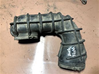 Mercedes  W123 2000 Hava Giriş Hortumu 1020940011