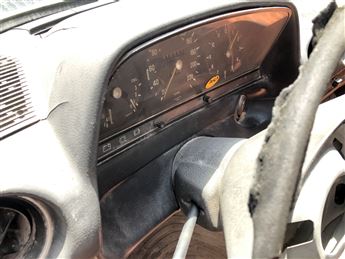 Mercedes W123 230.6 Kilometre Saati Gösterge Paneli