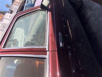 Mercedes W123 Sağ Ön Kapı