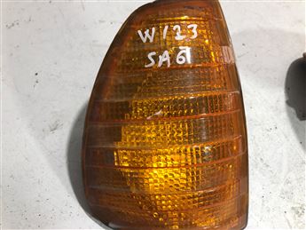 Mercedes w123 Sağ Sinyal