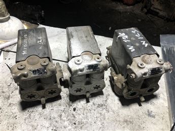 Mercedes W123 W126 E Class (0265200017) Çıkma ABS Pompası