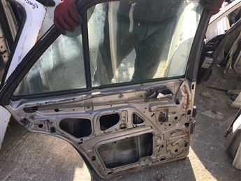 Mercedes (w124) 1985-1995 Sol Arka Kapı