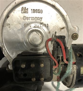 Mercedes w124 Kasa Ön Cam Silecek Motoru 624 20130