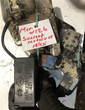 Mercedes w124 Kasa Sunroof Motoru ve Rölesi 124 82