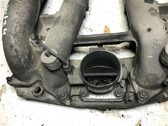 Mercedes W124 m102 Gaz Kelebeği Boğaz Kelebeği