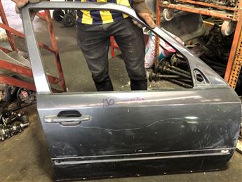 Mercedes (W201) 190 1983-1993 Sağ Ön Kapı