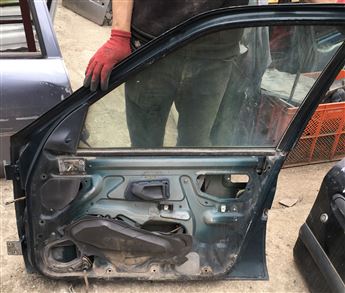 Mercedes (W201) 190 1983-1993 Sağ Ön Kapı