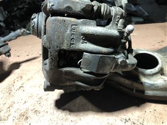 Mercedes W202 Sağ Ön Fren Kaliperi Orjinal LUCAS