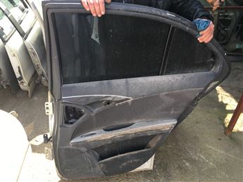 Mercedes (w211) E Class 2002-2009 Sağ Arka Kapı