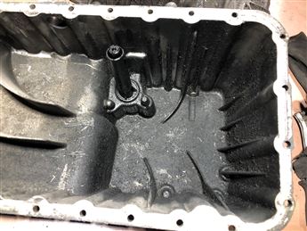 Mercedes W639 Vito Viona Külbütör Kapağı 6460140402