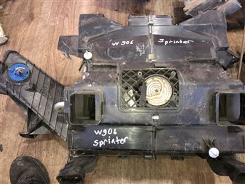 Mercedes w906 Sprinter Kalorifer Kutusu