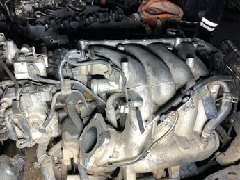 Mitsubishi Carisma 1.8 Enj 2000 Emme ve Egzoz Manifoldu