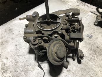 Mitsubishi Galant 1.8 Çıkma Karbüratör