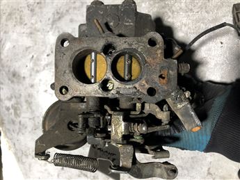 Mitsubishi Galant 1.8 Çıkma Karbüratör