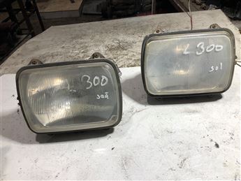 Mitsubishi L 200 L300 1990-1998 Sağ Sol Ön Far