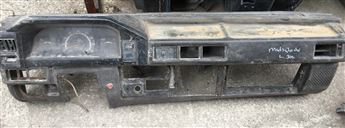 Mitsubishi L 300 Göğüslük Torpido