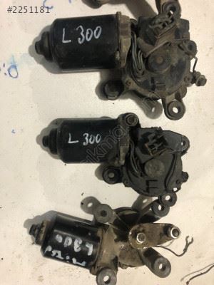 Mitsubishi L 300 Ön Cam Silecek Motoru MB434187