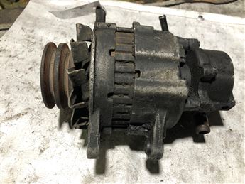 Mitsubishi L300 Çıkma Şarj Dinamosu