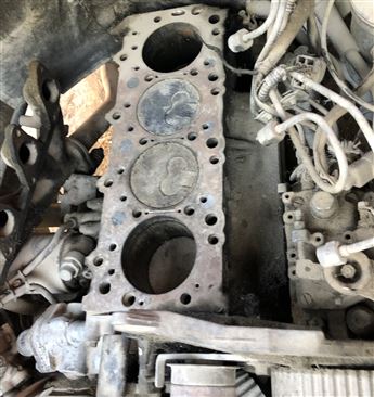 Mitsubishi L300 Yarım Motor