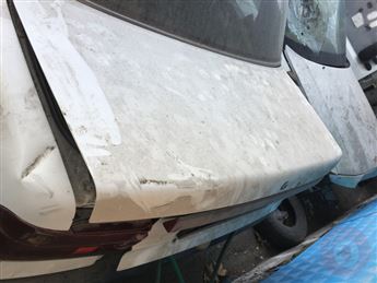 Mitsubishi Lancer 1990-1993 Çıkma Bagaj Kapağı