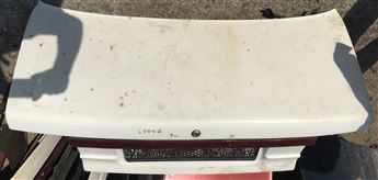 Mitsubishi Lancer 1990-1993 Çıkma Bagaj Kapağı