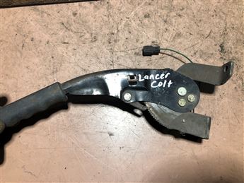 Mitsubishi Lancer Colt El Freni Kolu Tabancası