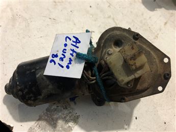 Nissan Altima Laurel 1986 Ön Cam Silecek Motoru