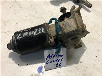 Nissan Altima Laurel 1986 Ön Cam Silecek Motoru