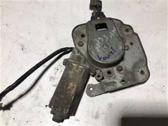 Nissan Altima Laurel Sol Arka Kapı Cam Krikosu