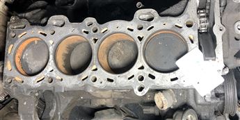 Nissan Bluebird 1.6 16V Yarım Motor