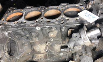 Nissan Bluebird 1.6 16V Yarım Motor