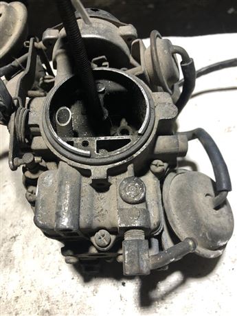 Nissan Bluebird Gaz-Boğaz Kelebeği