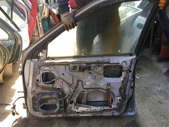 Nissan Laurel Altima 1990-1997 Sağ Ön Kapı