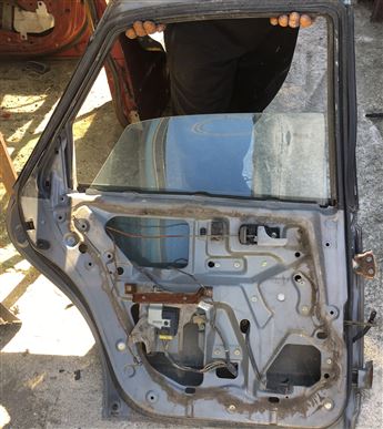 Nissan Laurel Altima 1990-1997 Sol Arka Kapı