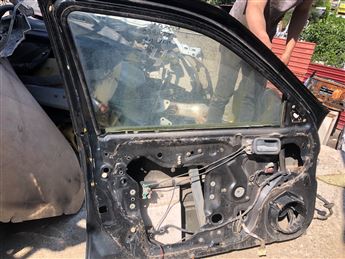 Nissan Maxima 1995-1998 Sol Ön Kapı