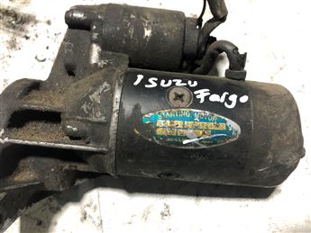 Nissan Pick Up Urvan (2.0-2.3 D 1985-1995) (894469