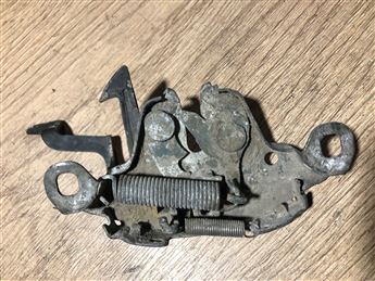 Nissan Sunny 1990-1995 Kaput Kilidi
