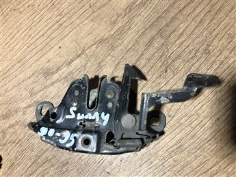 Nissan Sunny 1990-1995 Kaput Kilidi