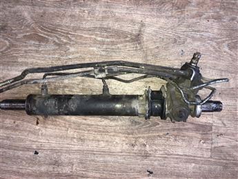 Nissan Urvan Direksiyon Kutusu