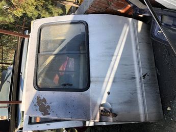 Nissan Vanetta 1995-2001 Sürgülü Sağ Kapı