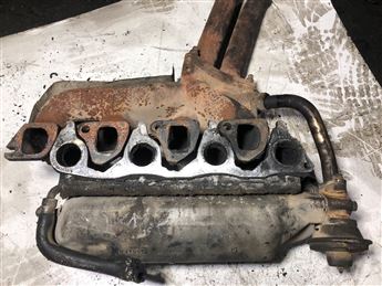 Nissan Vanetta Emme Ve Egzoz Monifoldu