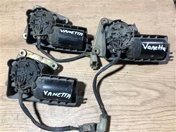 Nissan Vanetta Ön Cam Silecek Motoru 0390332230