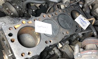 Nissan Vanetta Yarım Motor