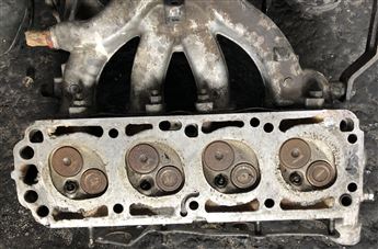 Opel Ascona 1.3 Benzinli Motor Silindir Kapağı