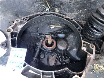 Opel Ascona Kadett Corsa Astra 1982-1995 (90121211-F10) Manuel Şanzıman